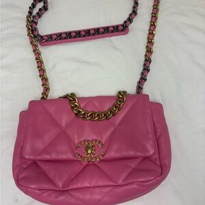 Chanel Pink Quilted Shoulder Bag with Gold Chain